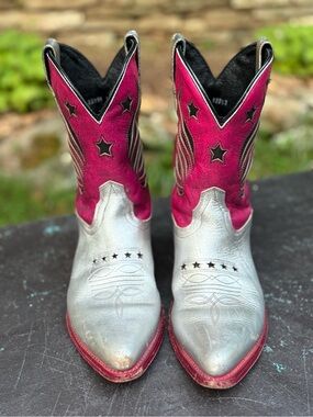 Idyllwind Silver and Magenta “Roadie” Women’s Western Boots 10